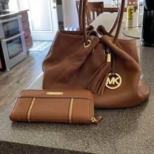 Michael Kors bag/ wallet